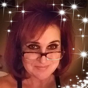 Meet your Posher, Leslie